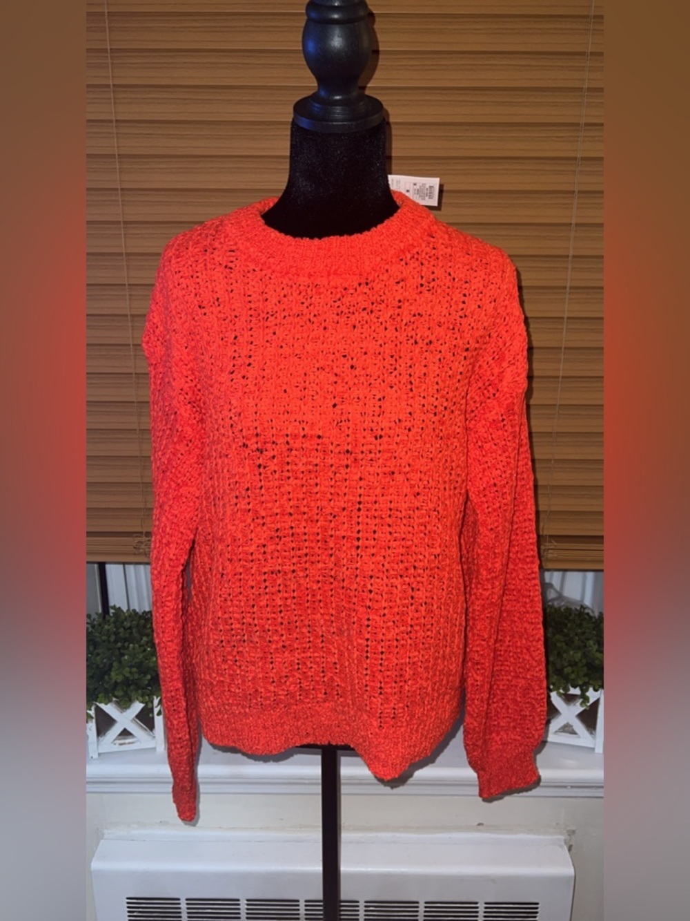 Women’s Long Sleeve Crewneck Pullover Sweater Red Size M A New Day NWT